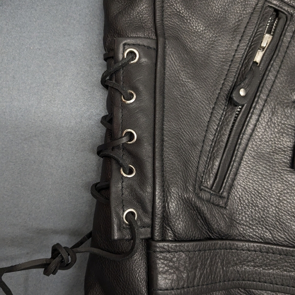 Milwaukee Riders Women's Leather Biker Jacket Size XL Asymmetrical - Picture 5 of 16